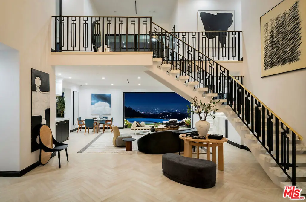 Single Family Residence for sale at 10932 Savona Road, Los Angeles, CA featuring 6 beds and 7 baths