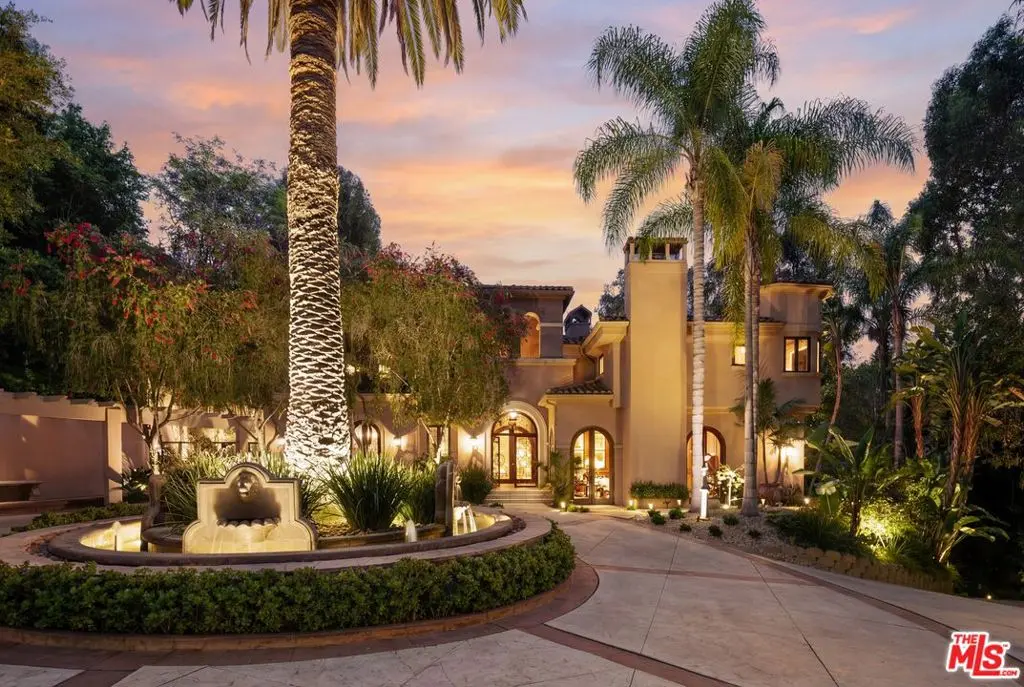 Single Family Residence for sale at 2700 Benedict Canyon Drive, Beverly Hills, CA featuring 5 beds and 8 baths