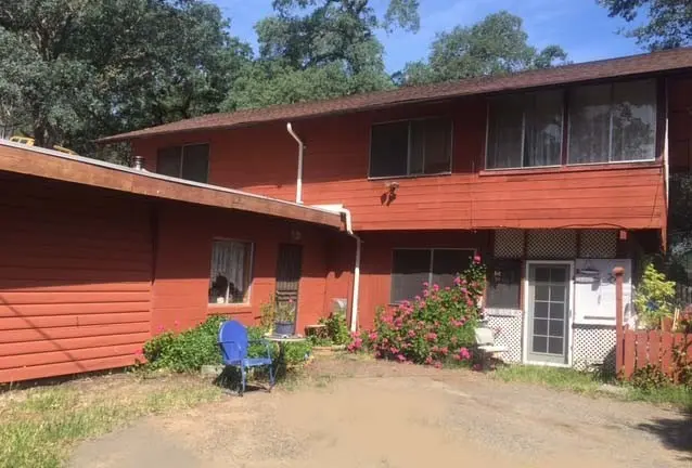 Single Family Residence for sale at 3635 Country Club, Clearlake, CA featuring 3 beds and 2 baths