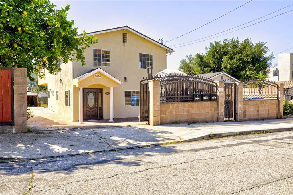 7044 1 Greeley, Tujunga, CA — listing photo 1