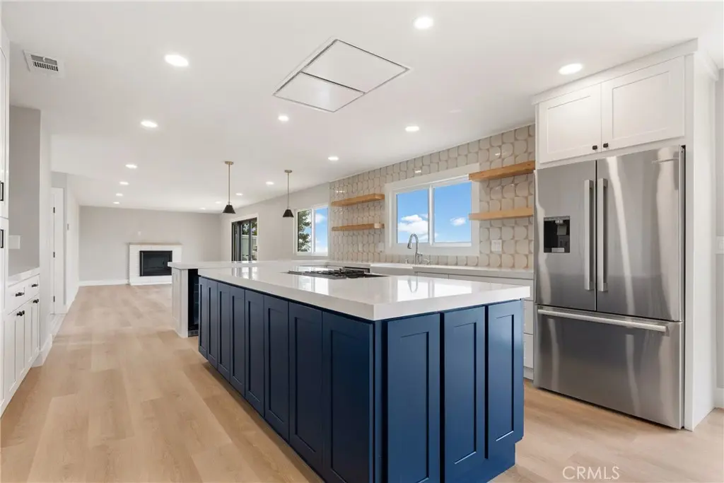Single Family Residence for rent at 3019 Cresta Way, Laguna Beach, CA featuring 4 beds and 2 baths