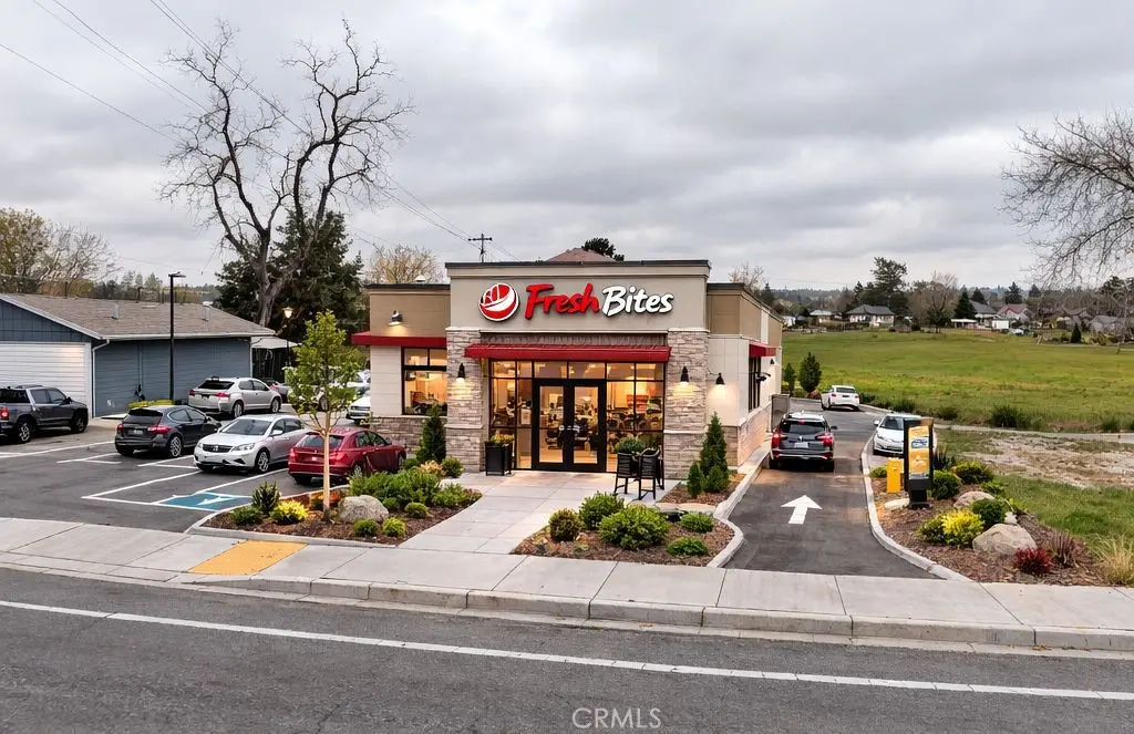 32223 Yucaipa Blvd, Yucaipa, CA — listing photo 1