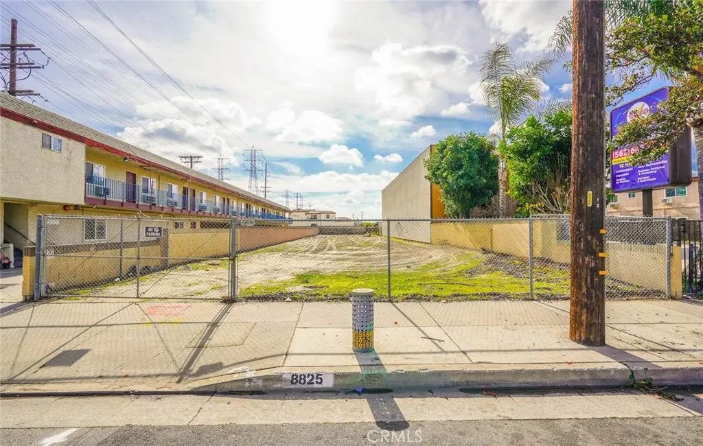 8826 Artesia, Bellflower, CA — listing photo 1