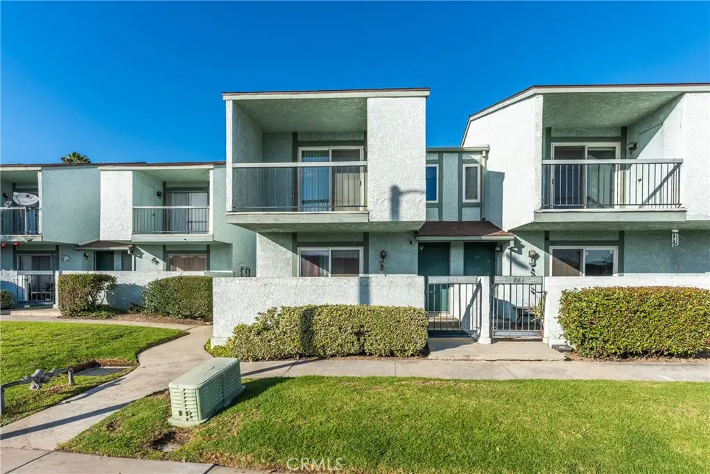 839 Richland, Upland, CA — listing photo 1