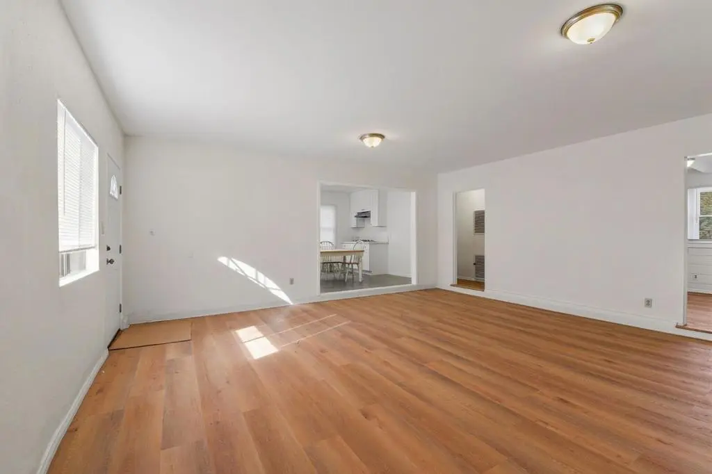 18601 Keswick Street B, Reseda, CA — listing photo 1