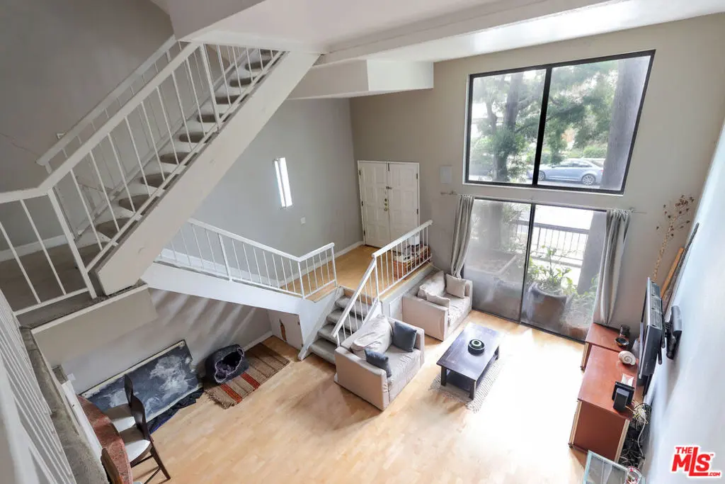 Condominium for sale at 11753 Mayfield Avenue 7, Los Angeles, CA featuring 2 beds and 3 baths