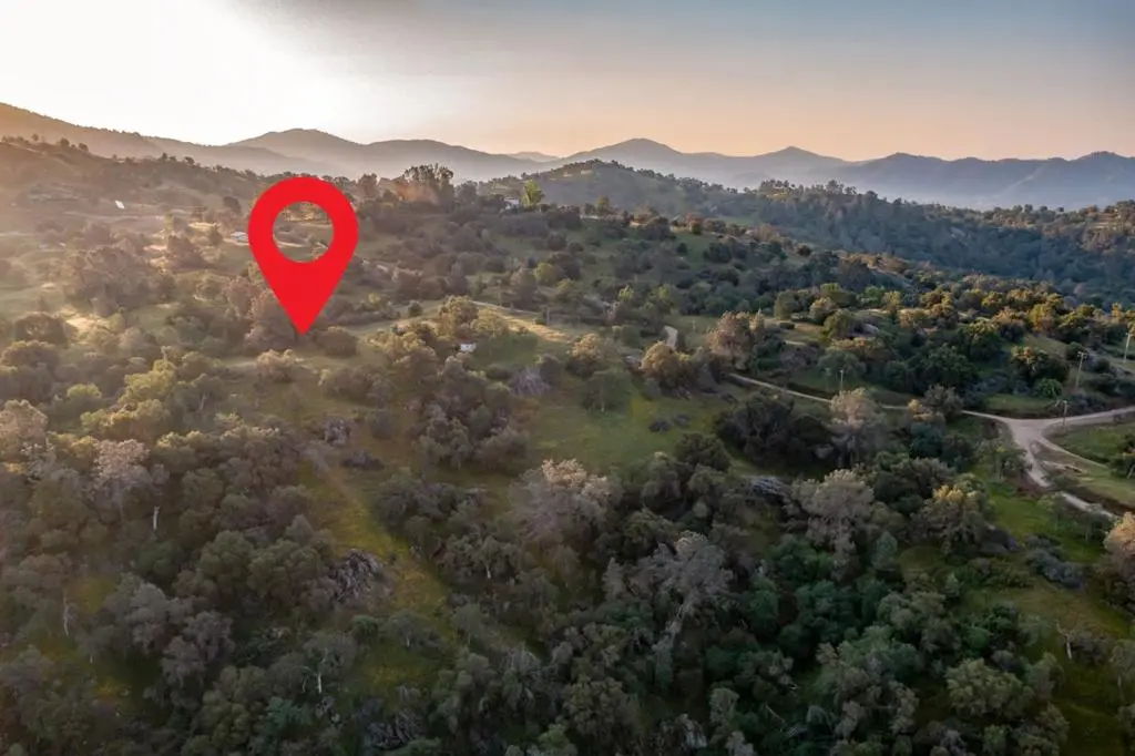 13804205 Pennyroyal Lane, Prather, CA — listing photo 1