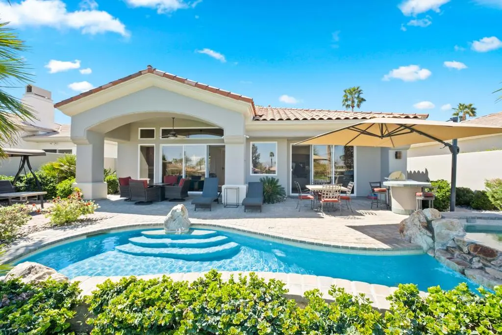 Residential Lease for rent at 872 Mission Creek Drive, Palm Desert, Riverside County, CA featuring 3 beds and 4 baths