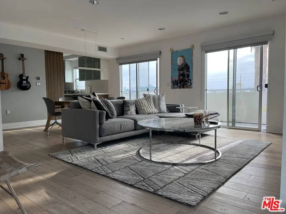 Residential Lease for rent at 932 N Alfred Street PH1, Los Angeles, Los Angeles County, CA featuring 3 beds and 2 baths