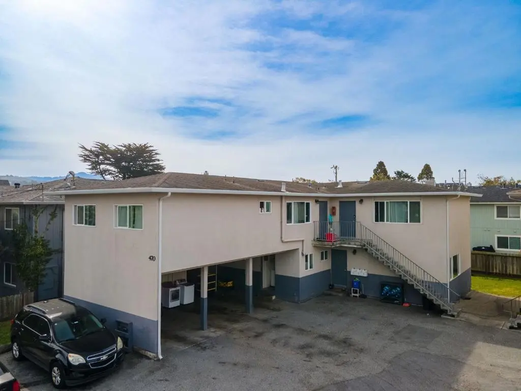 470 Willow Avenue, Half Moon Bay, CA — listing photo 1