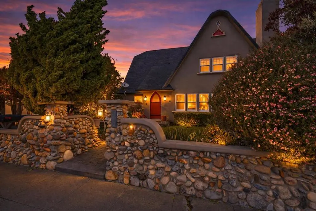 Mixed Use for sale at 410 Pine Avenue, Pacific Grove, CA