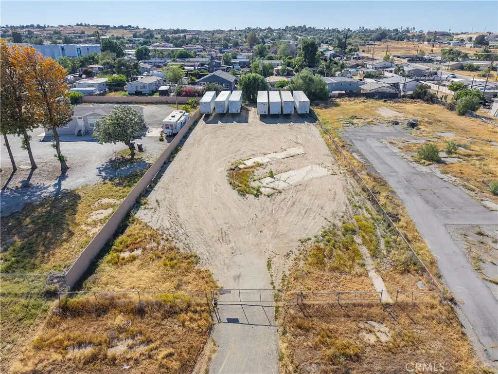 22985 Markham, Perris, CA — listing photo 1