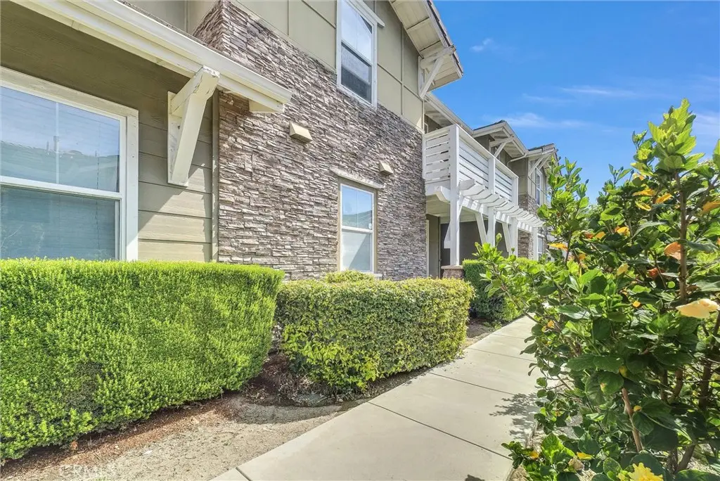 Condominium for sale at 835 Francesca Dr 103, Walnut, CA featuring 2 beds and 2 baths