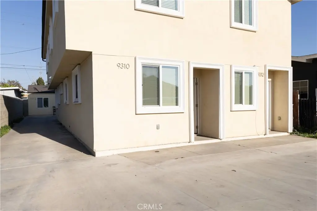 Residential Lease for rent at 9310 Pace Avenue, Los Angeles, Los Angeles County, CA featuring 3 beds and 1 bath
