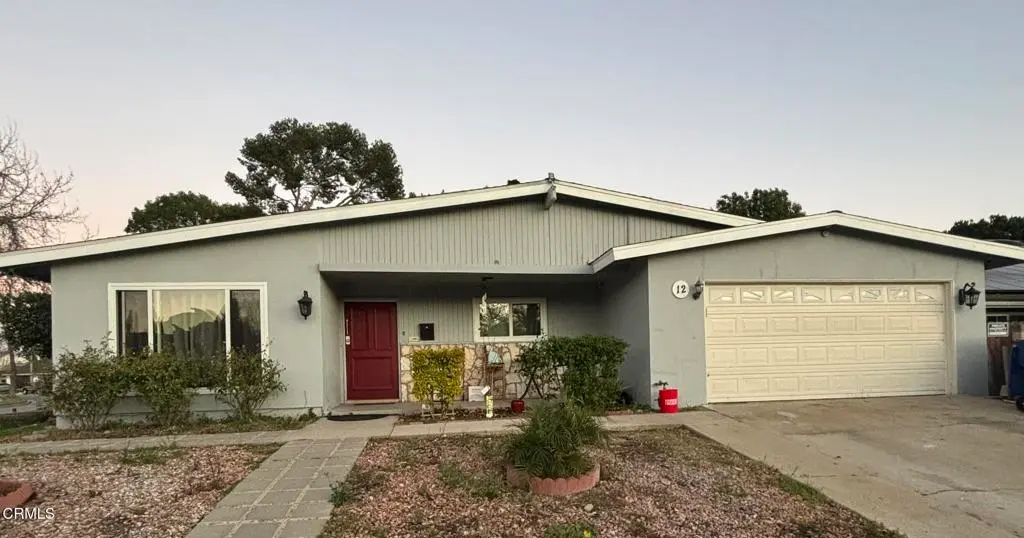 Rooming House for rent at 12 S Wendy Drive, Thousand Oaks, CA featuring 2 beds and 2 baths