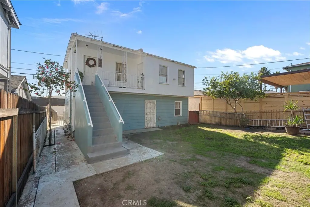 Duplex for sale at 5360 Ithaca, Los Angeles, CA