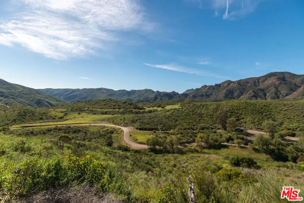 34229 Mulholland Highway, Malibu, CA — listing photo 1