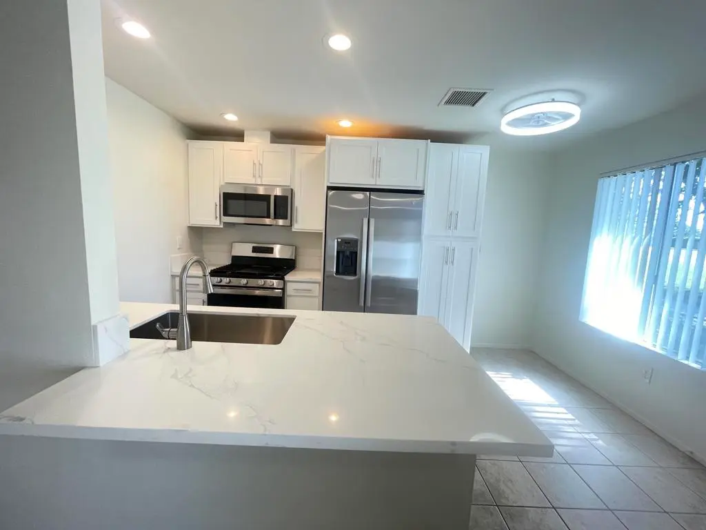 Condominium for sale at 82567 Avenue 48 36, Indio, CA featuring 2 beds and 1 bath
