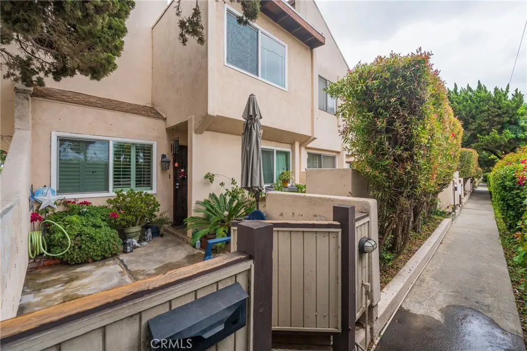 16710 Orange Ave. A1, Paramount, CA — listing photo 1