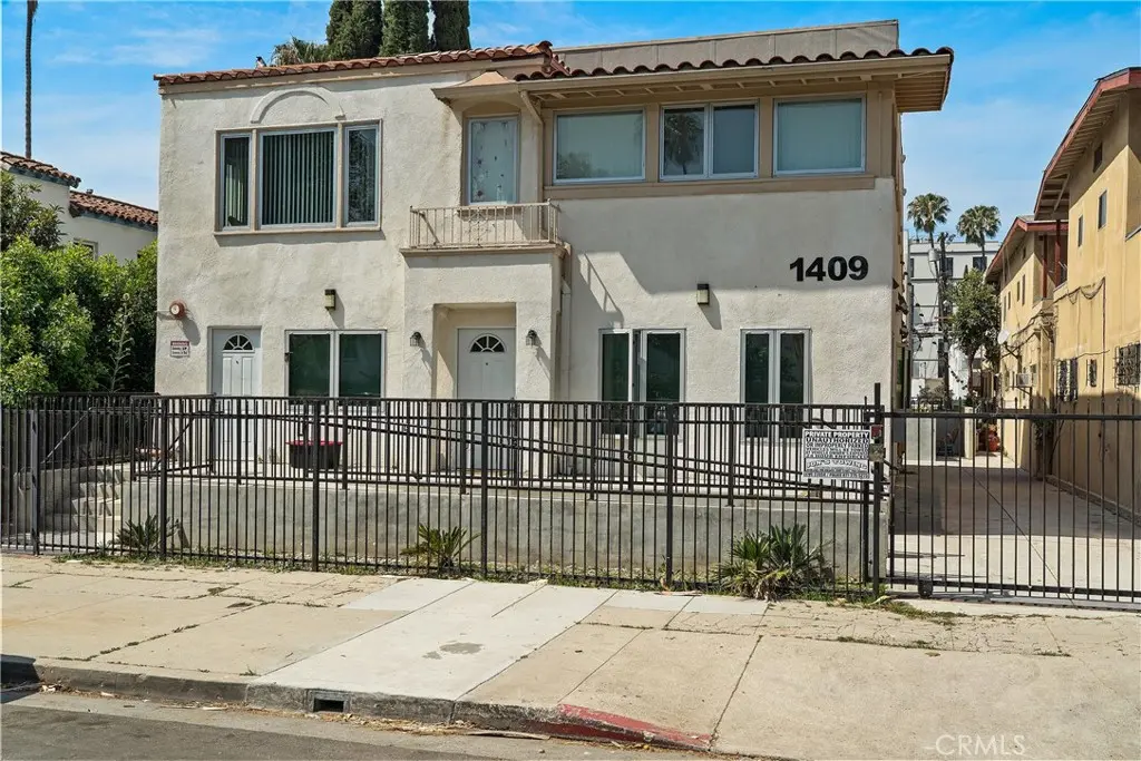 Apartment for sale at 1409 N Hobart, Los Angeles, CA