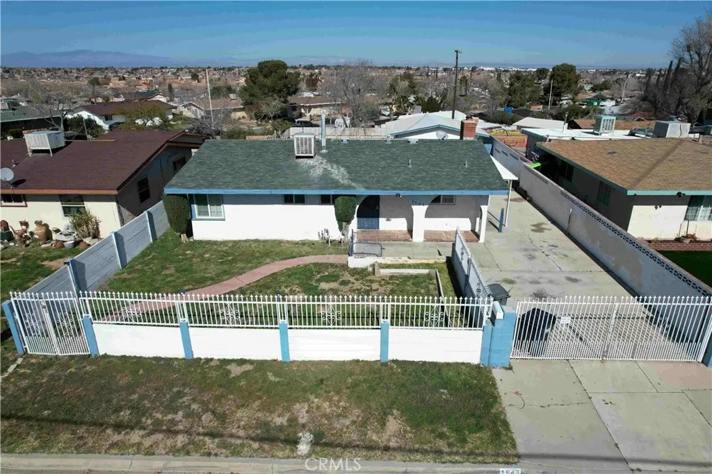 1543 Elizabeth Lake, Palmdale, CA — listing photo 1