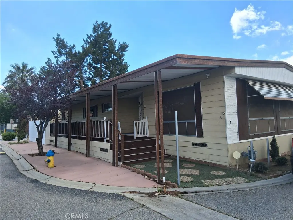 15252 SENECA RD 1, Victorville, CA — listing photo 1