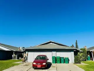 Duplex for sale at 1923 Pawnee Way, Stockton, CA