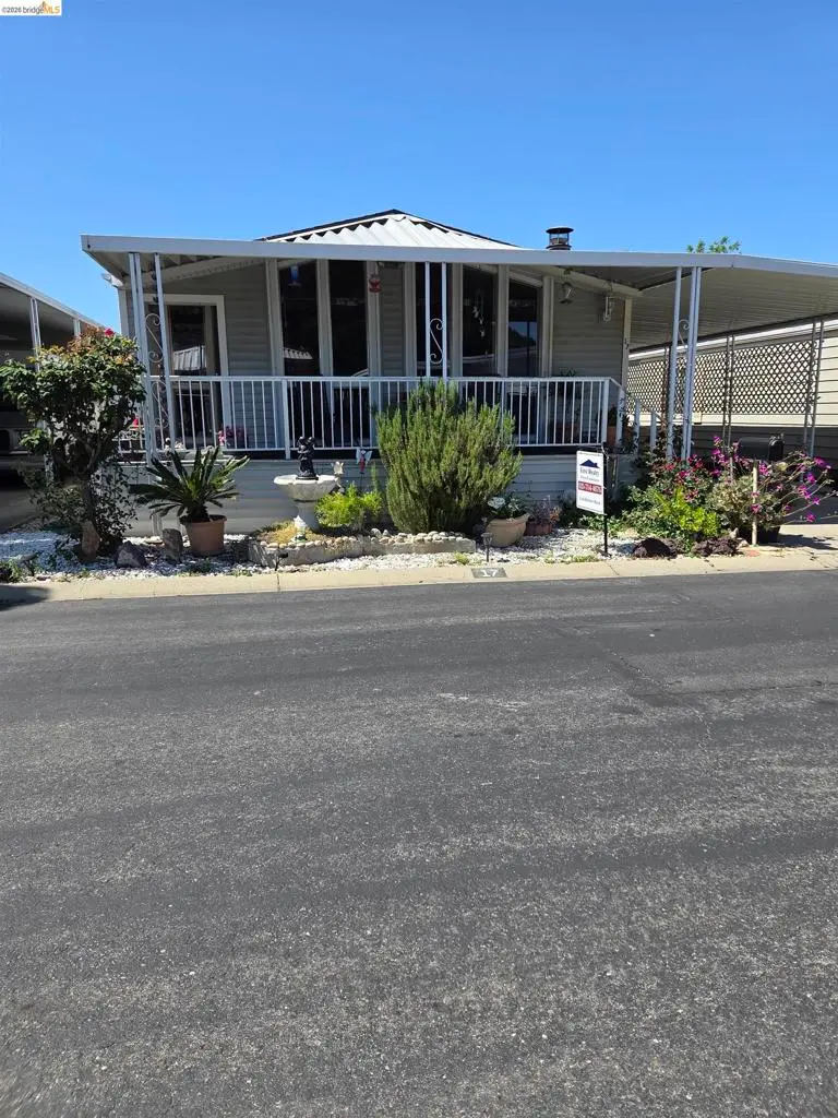 Manufactured In Park for sale at 17 Bradley Lane, Antioch, CA featuring 2 beds and 2 baths