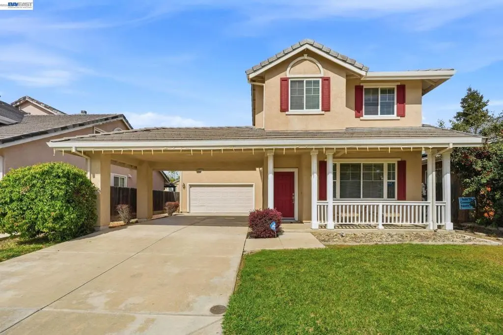 Single Family Residence for sale at 1339 Cherry Blossom, Tracy, CA featuring 6 beds and 5 baths