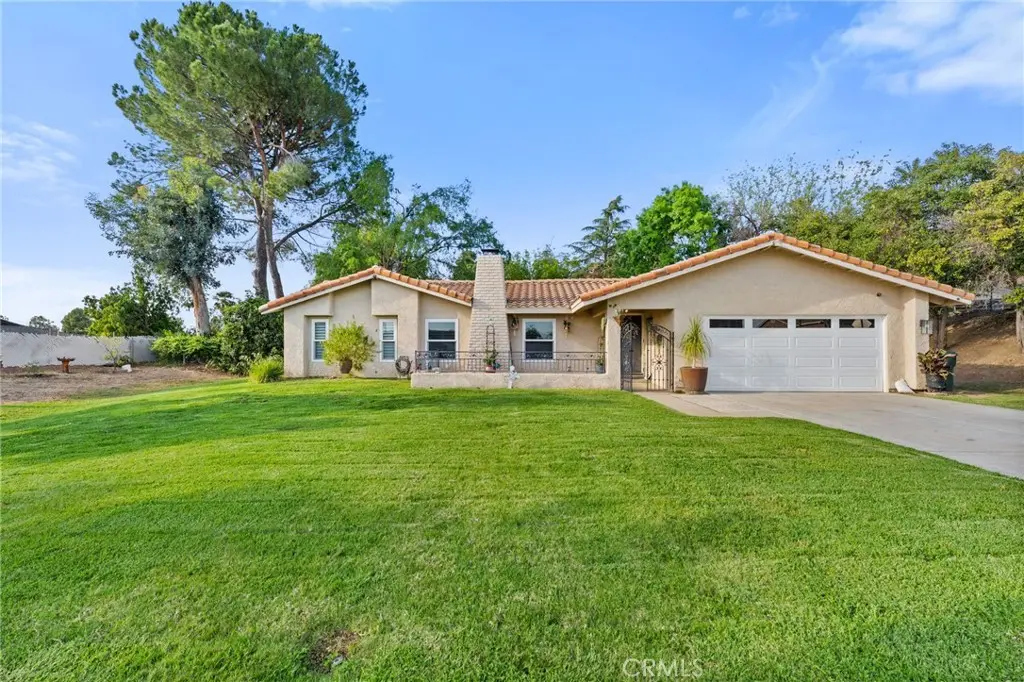 35930 Bella Vista, Yucaipa, CA — listing photo 1