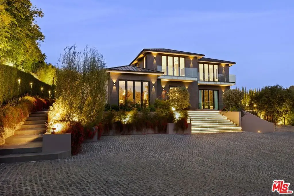 Single Family Residence for sale at 822 N Kenter, Los Angeles, CA featuring 9 beds and 16 baths
