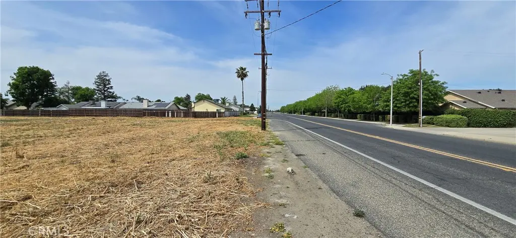0 W Inyo Avenue, Tulare, CA — listing photo 1