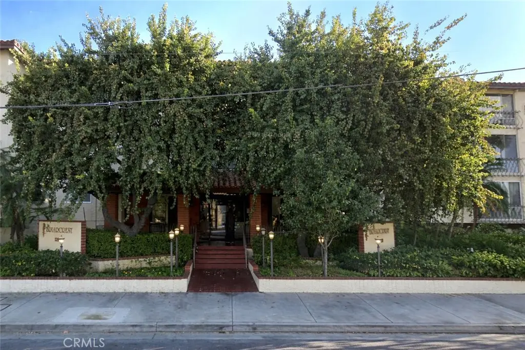 12830 Burbank 307, Valley Village, CA — listing photo 1