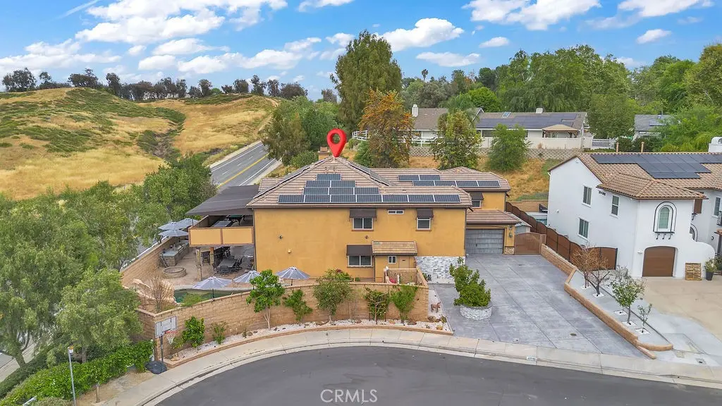 Single Family Residence for sale at 42740 Portraits Ln, Temecula, CA featuring 7 beds and 7 baths
