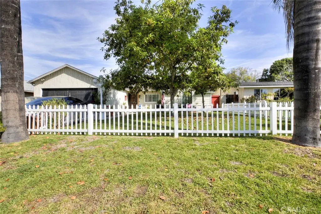 1029 E Galatea, Azusa, CA — listing photo 1