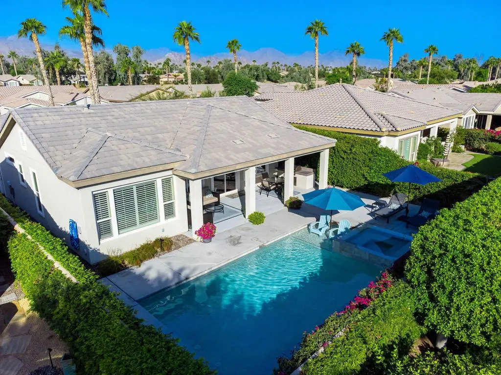 Residential Lease for rent at 61726 Toro Canyon Way, La Quinta, Riverside County, CA featuring 2 beds and 2 baths