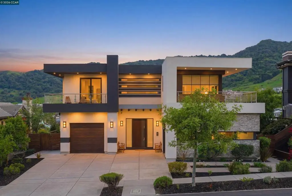 Single Family Residence for sale at 11 Bigleaf Road, Orinda, CA featuring 6 beds and 7 baths