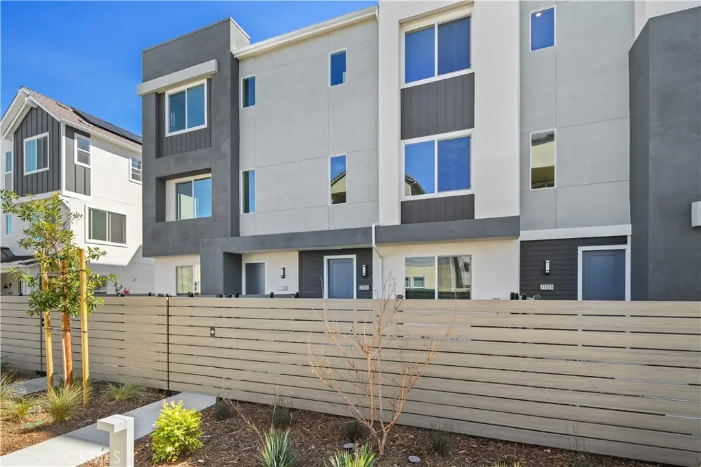 27331 Bear Creek Lane, Valencia, CA — listing photo 1