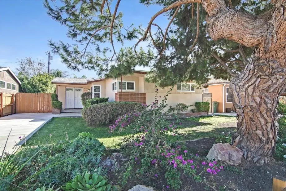 Residential Lease for rent at 11856 Beatrice Street, Culver City, Los Angeles County, CA featuring 4 beds and 2 baths