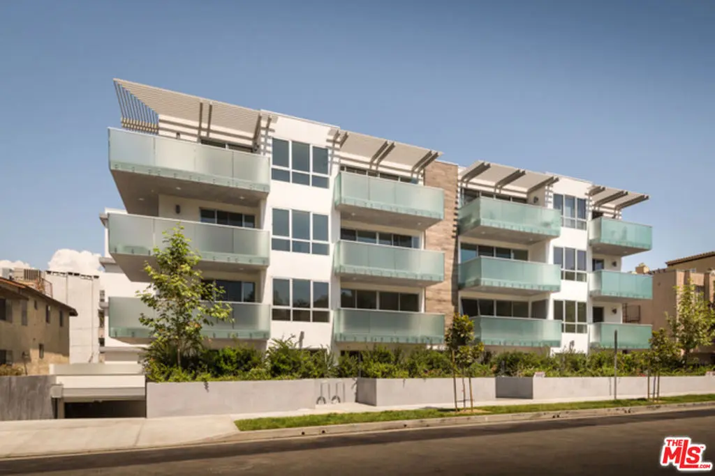12045 Guerin Street 304, Studio City, CA — listing photo 1