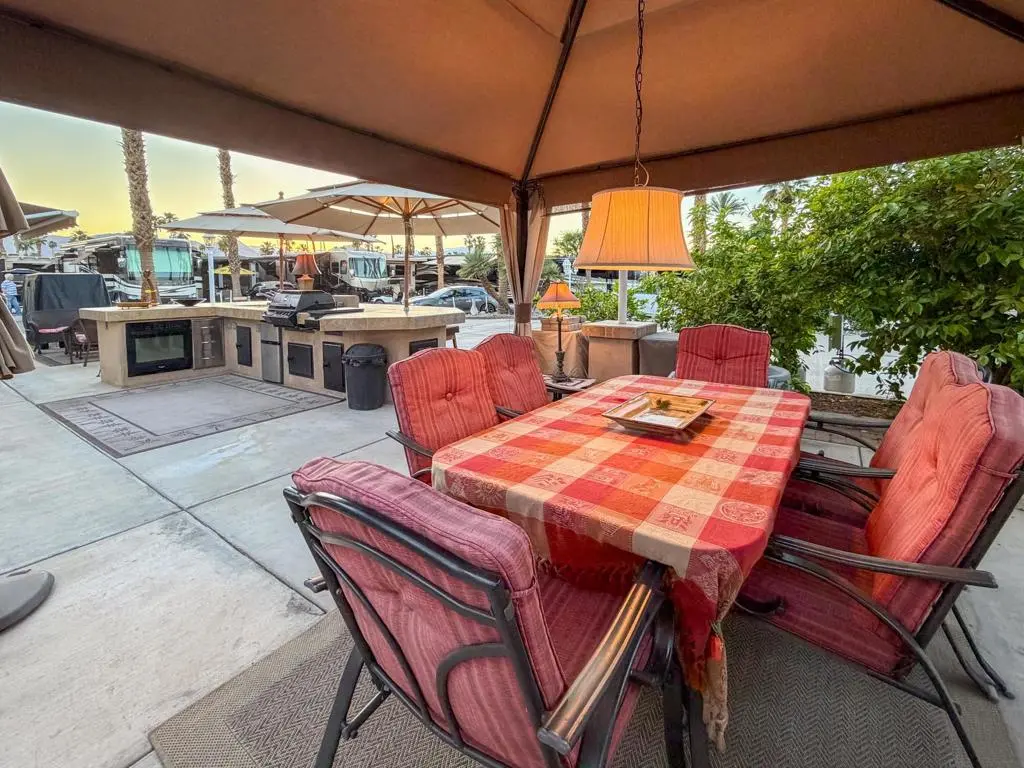 Mobile Home for sale at 80394 Ave 48 108, Indio, CA