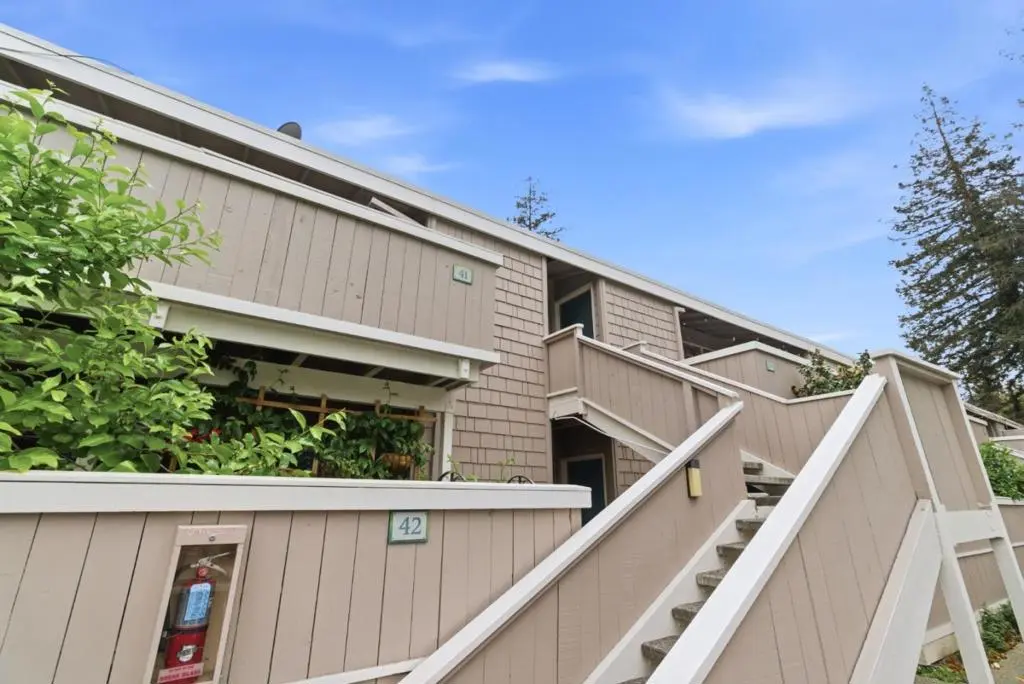 500 W Middlefield Road 41, Mountain View, CA — listing photo 1
