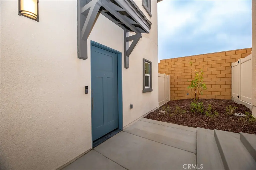 14408 Bing Ave, Fontana, CA — listing photo 1