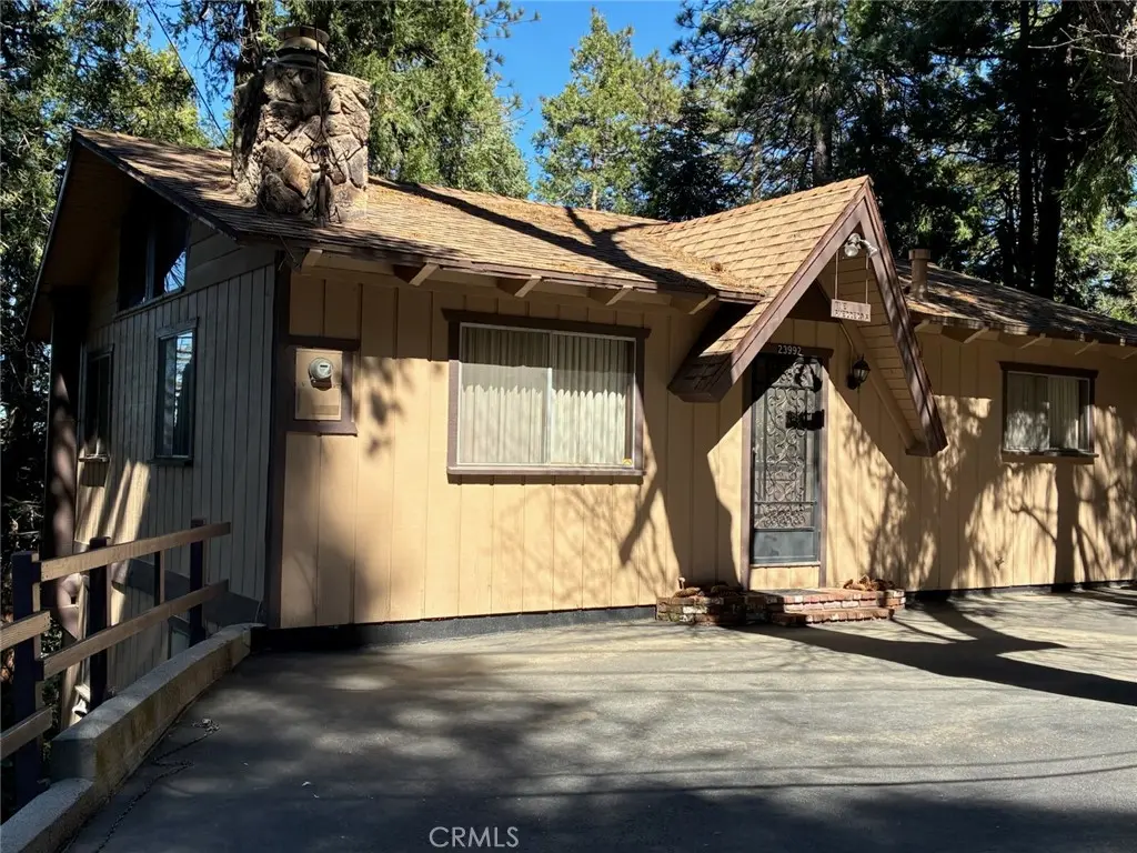 23992 Lakeview Dr., Crestline, CA — listing photo 1