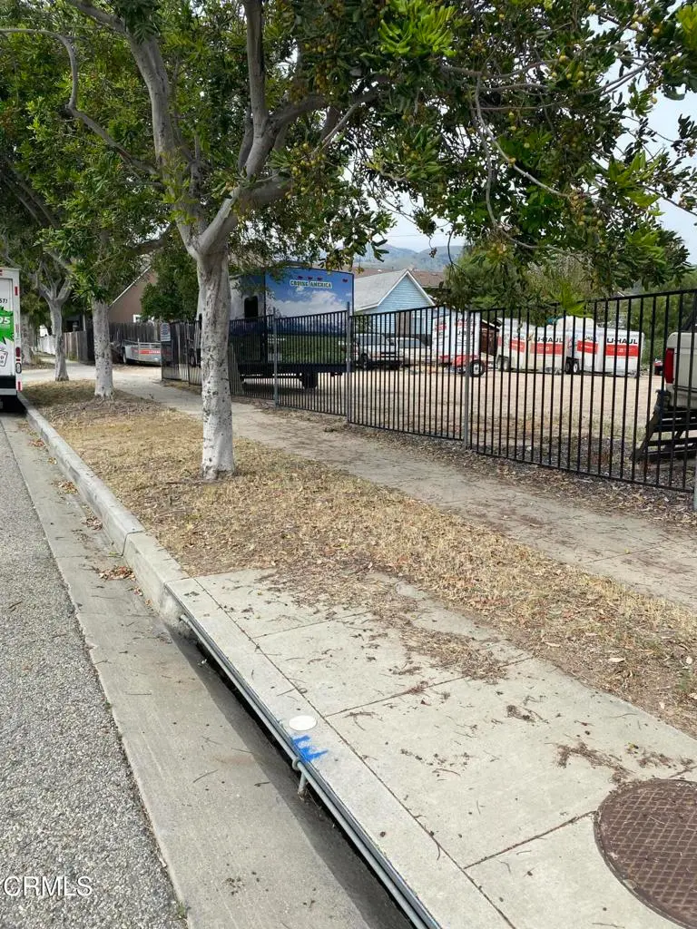 300 Fillmore Street, Fillmore, CA — listing photo 1