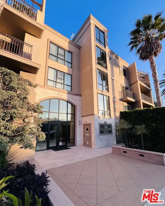8238 W Manchester Avenue 103, Playa Del Rey, CA — listing photo 1