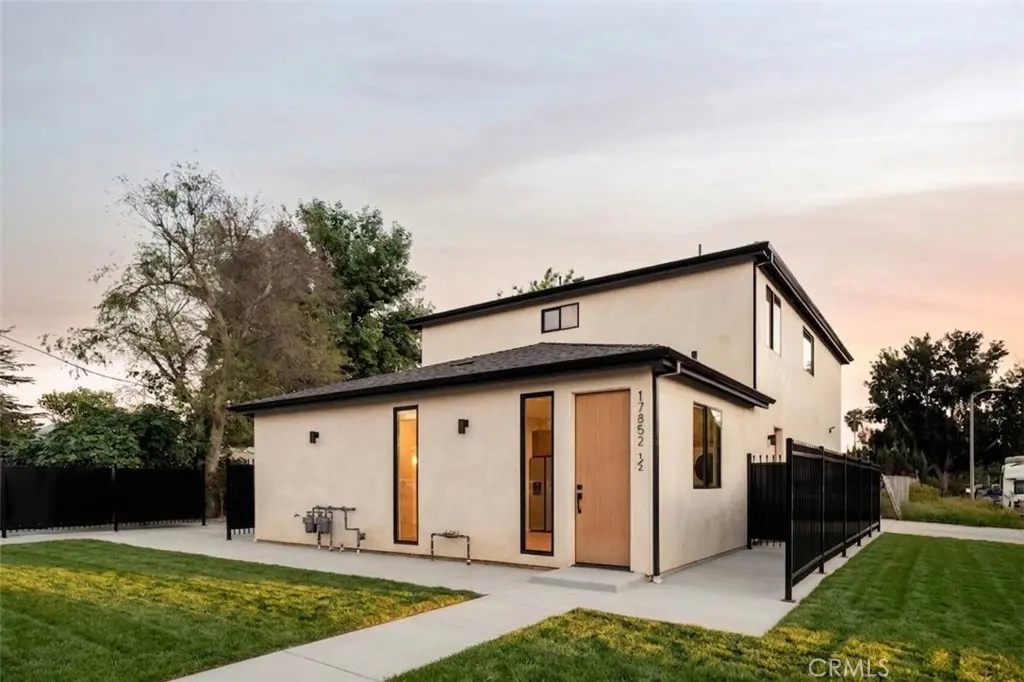 17852 Saticoy Street, Reseda, CA — listing photo 1