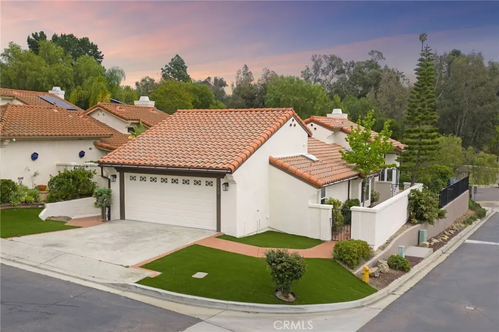 Single Family Residence for sale at 1723 Larkhaven Glen, Escondido, CA featuring 3 beds and 2 baths