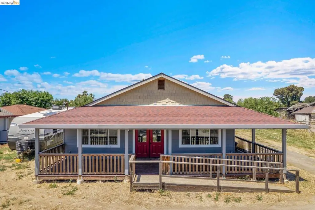 Single Family Residence for sale at 1691 Eden Plains Rd, Brentwood, CA featuring 4 beds and 3 baths