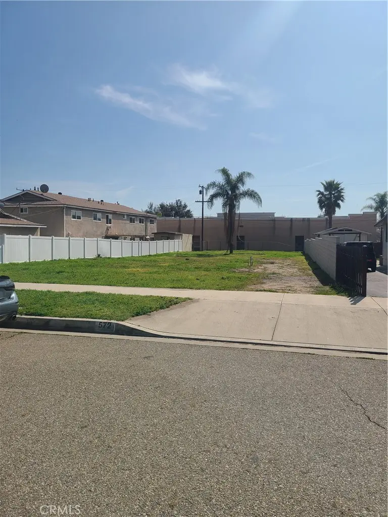 572 West, Upland, CA — listing photo 1